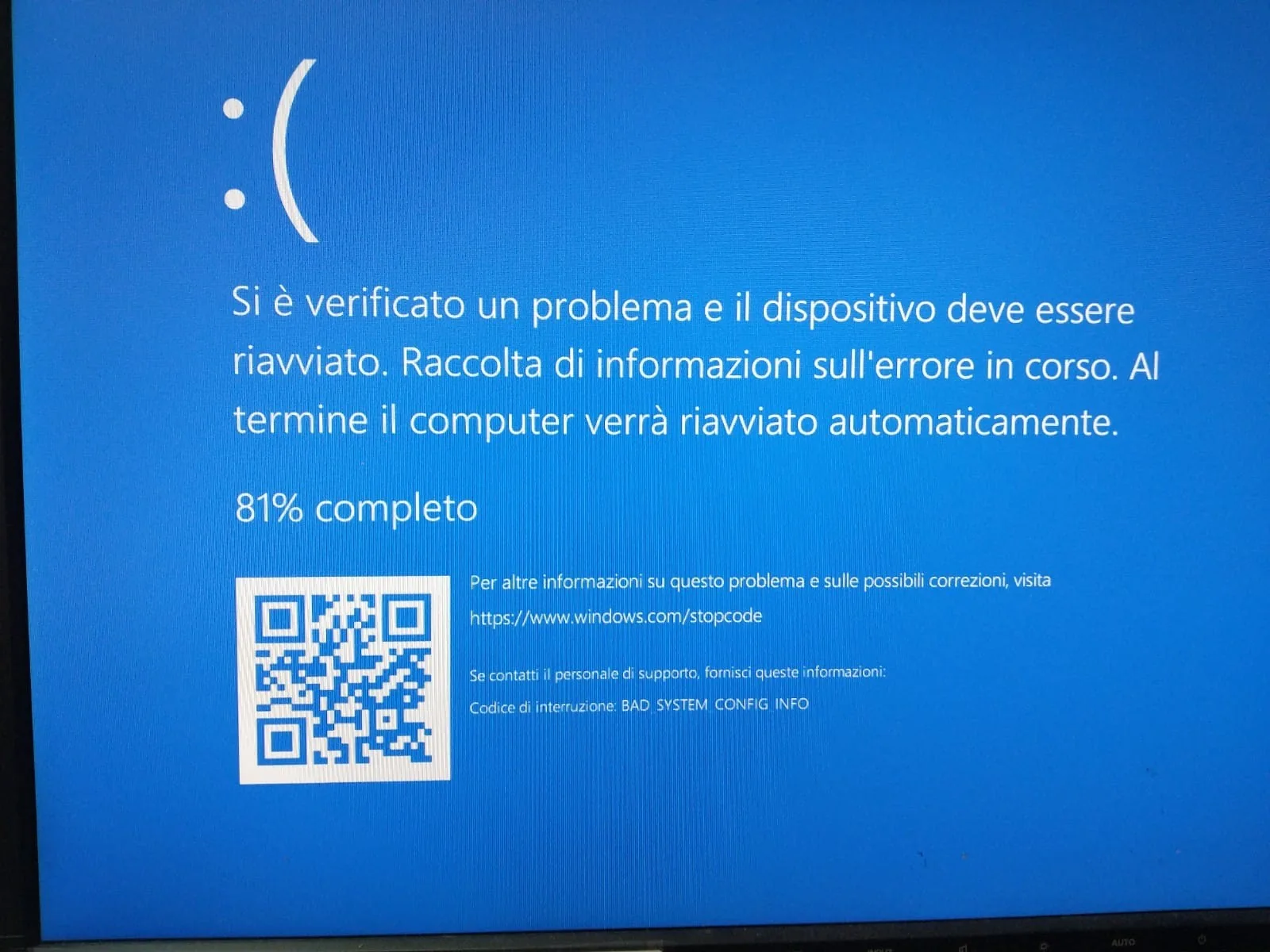 Schermata blu Windows con errore BAD SYSTEM CONFIG INFO