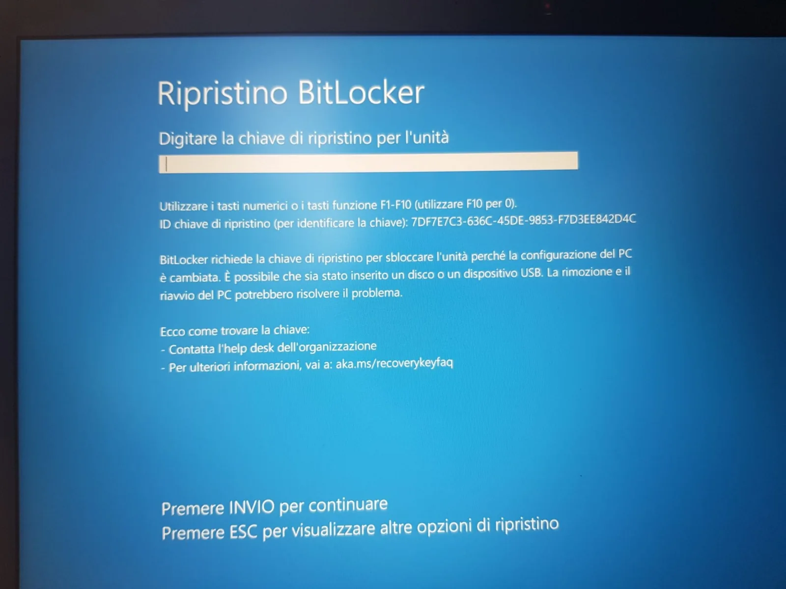 Schermata Windows che richiede la chiave di ripristino BitLocker